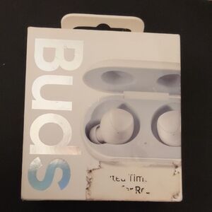 Samsung White Earbud Headphones